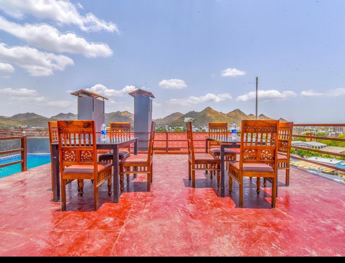 Hotel Dosa Plaza Udaipur Exteriör bild