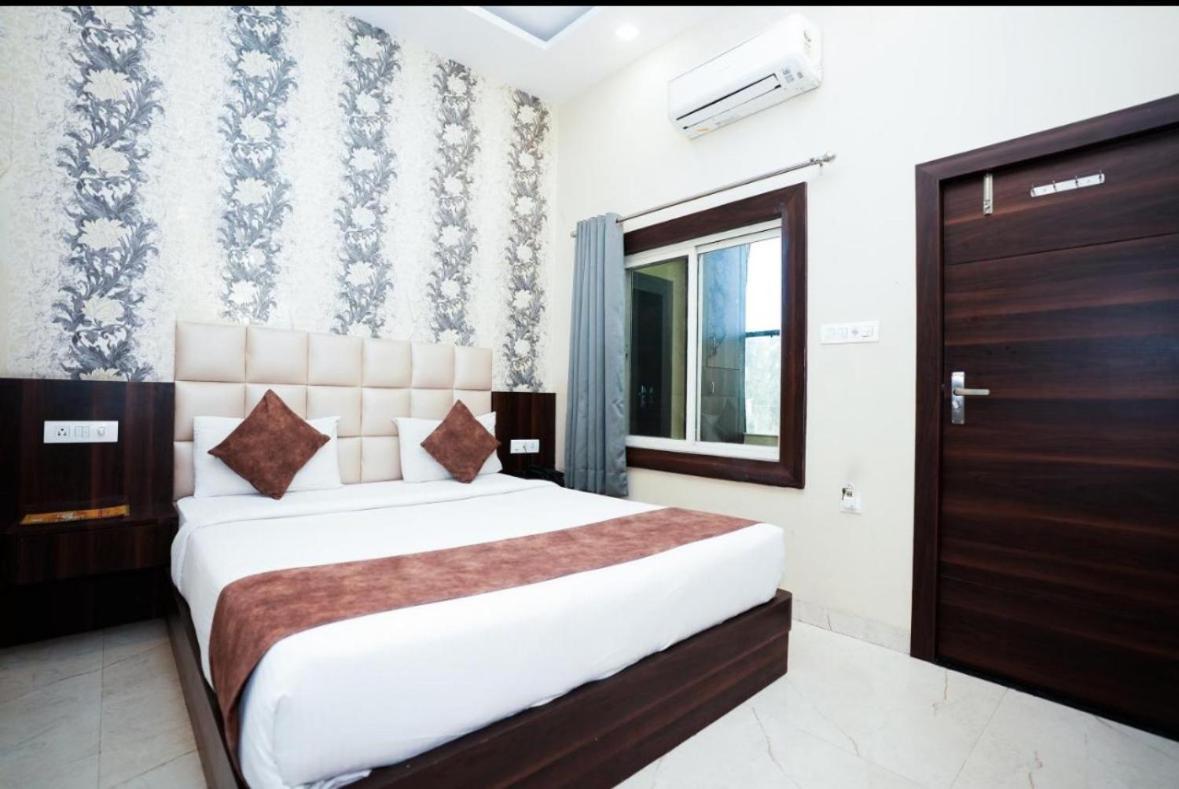 Hotel Dosa Plaza Udaipur Exteriör bild